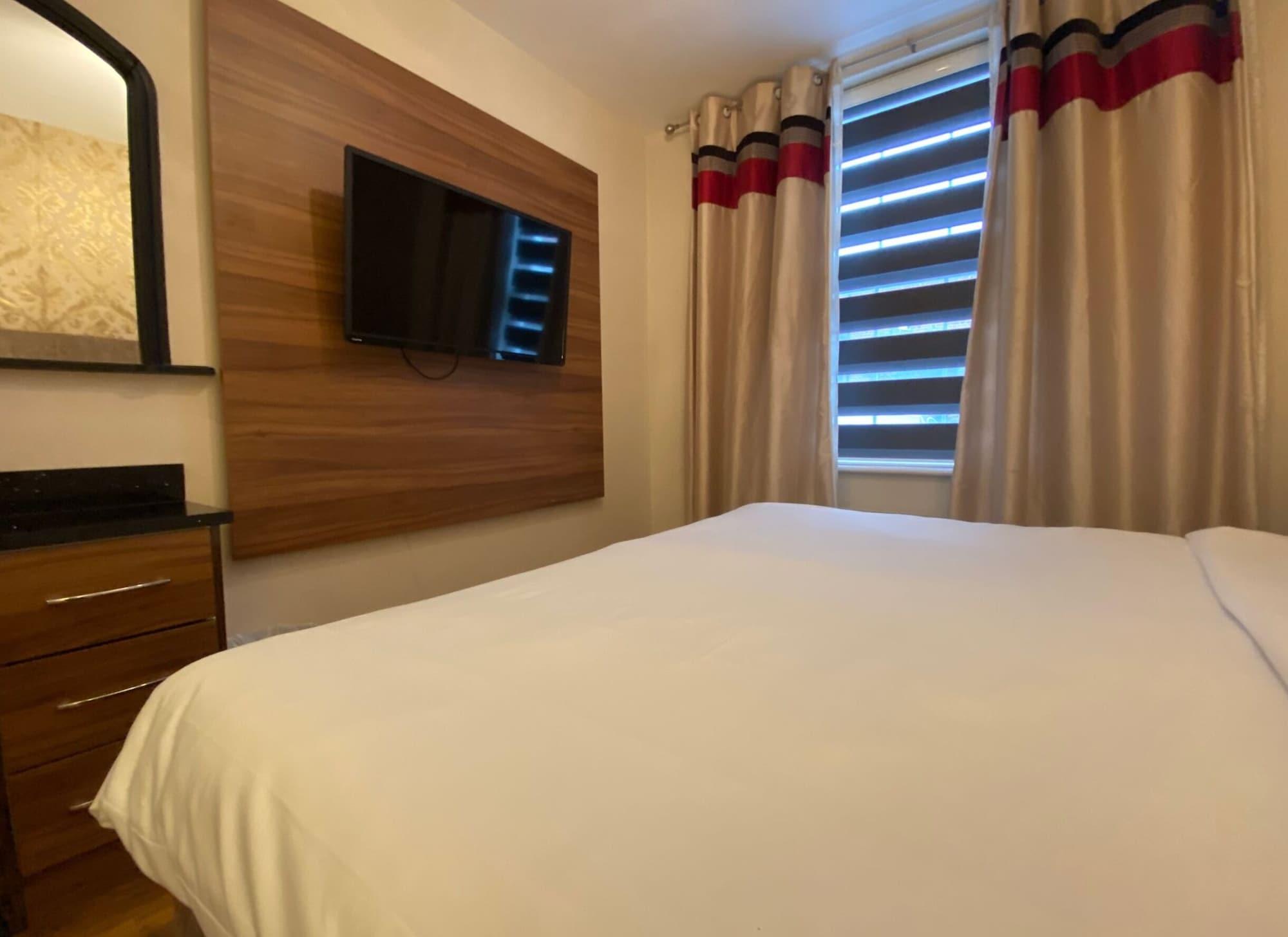 Baylis House Hotel Slough Buitenkant foto