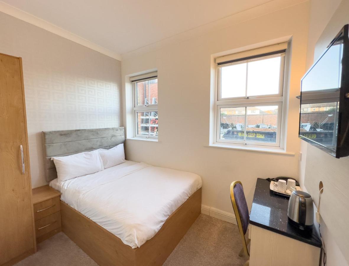 Baylis House Hotel Slough Buitenkant foto